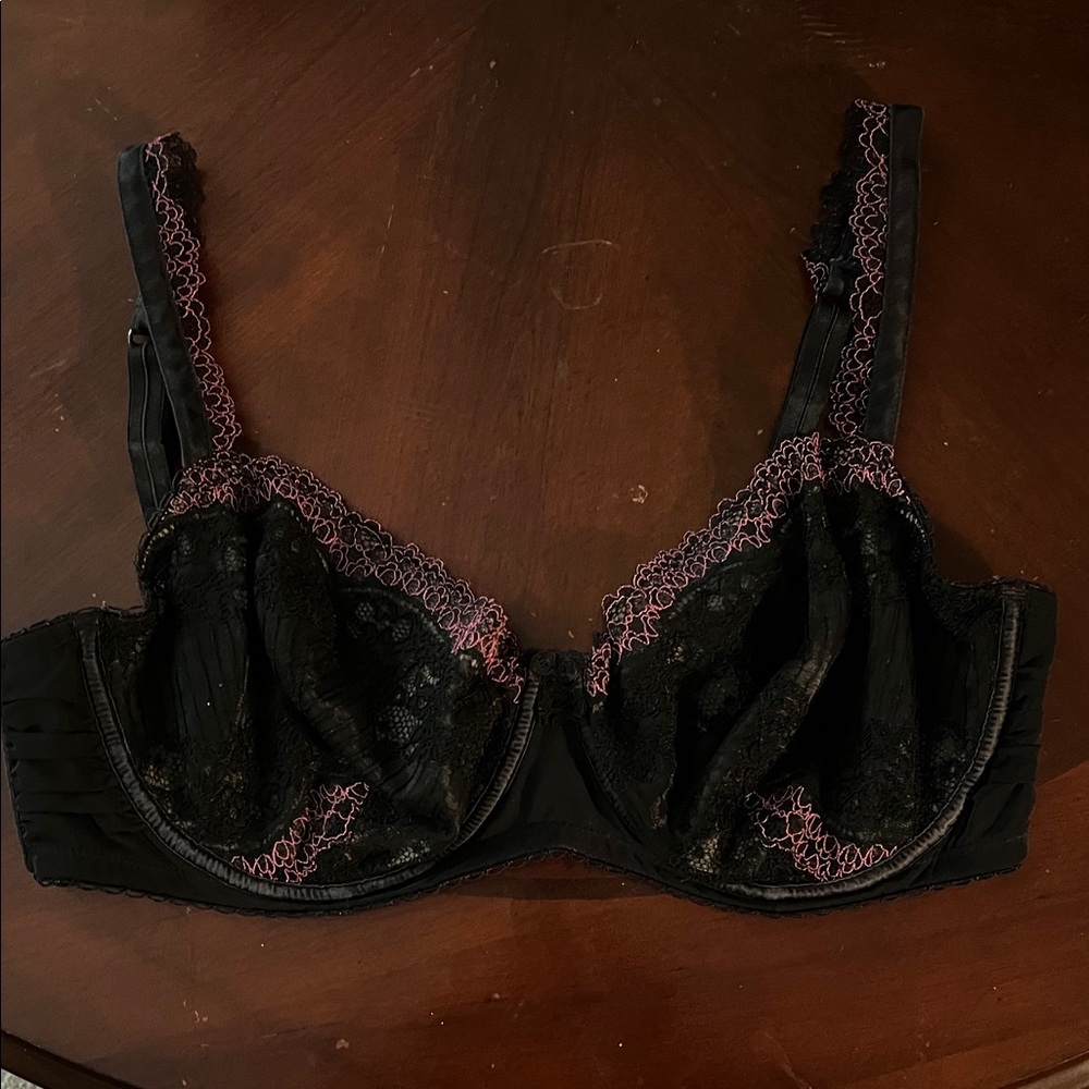 Black and Pink Lace Bra 38DD full busted balconette Paramour